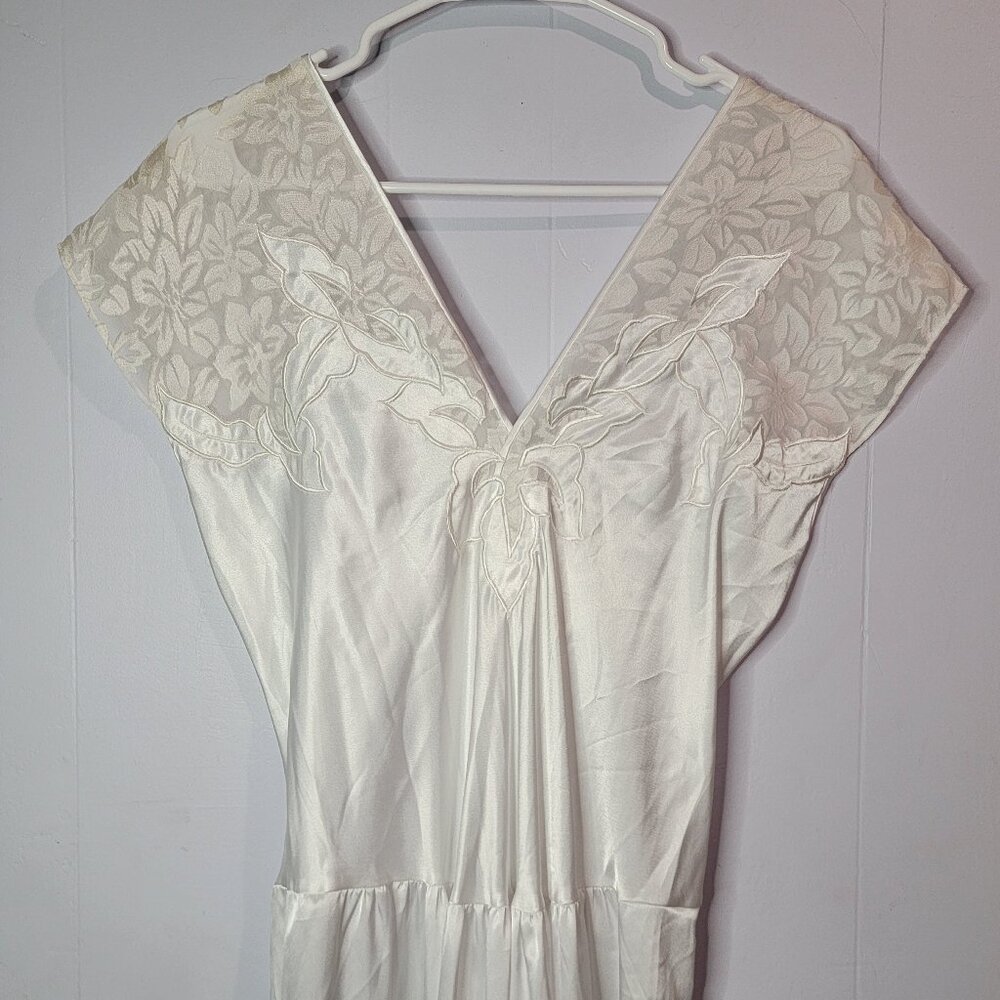 Natori Neiman Marcus White Lingerie Maxi Slip Dress